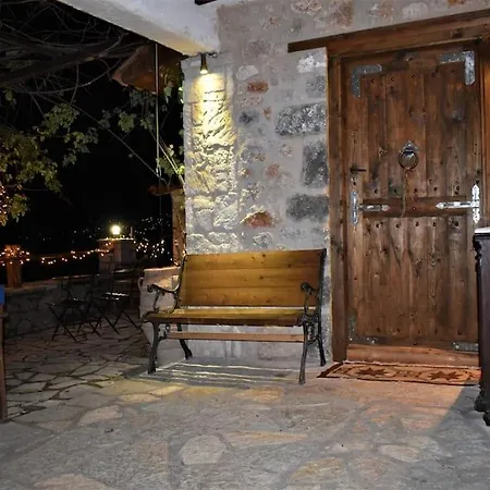 Μικρή Πέτρινη Μεζονέτα 2 Villa Lilaia Exterior photo