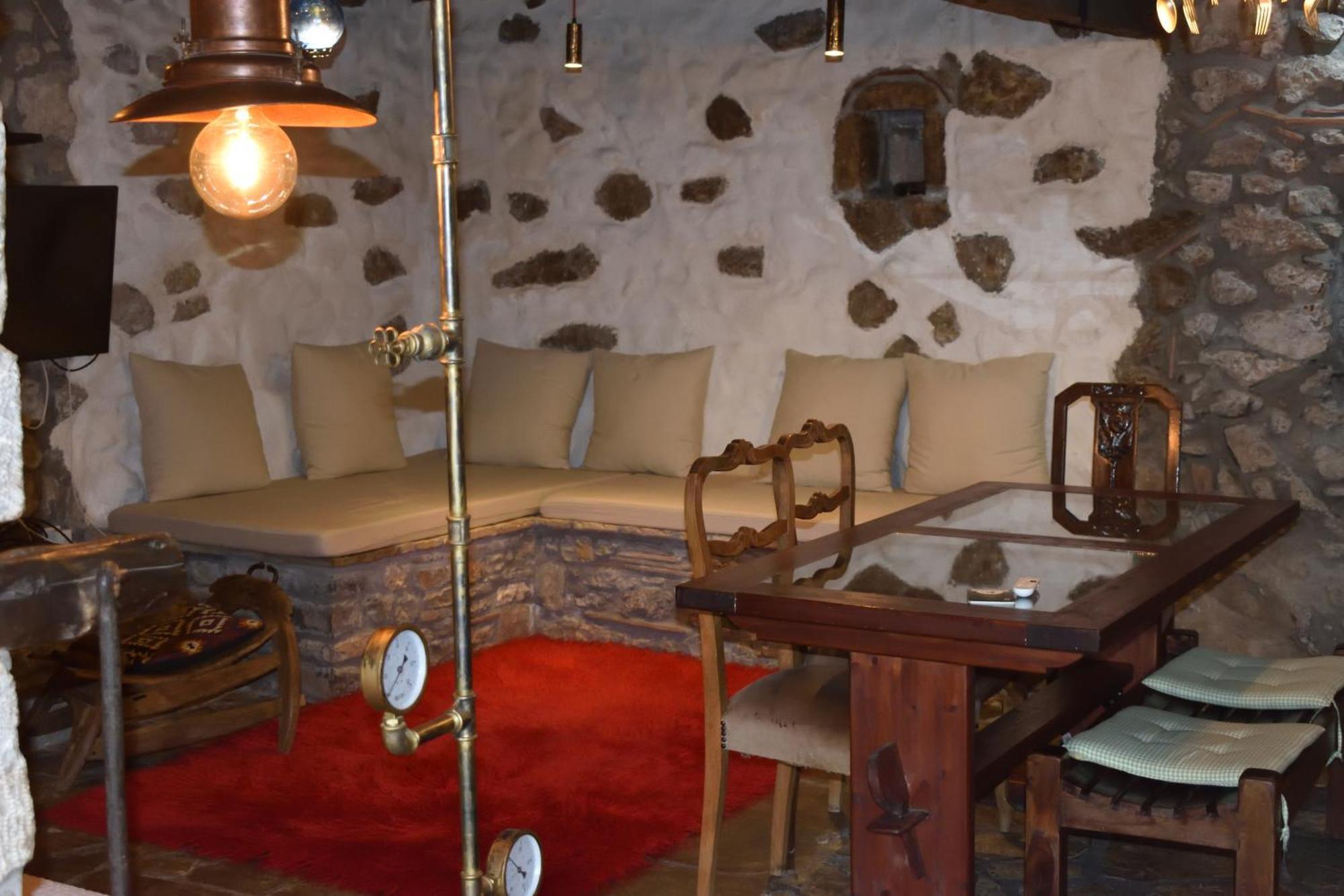 μικρή πέτρινη μεζονέτα 2 Holiday home
